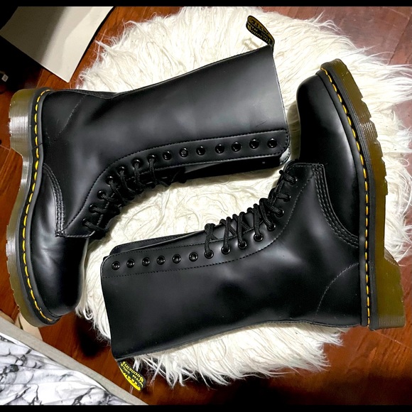 doc martens 1914 smooth